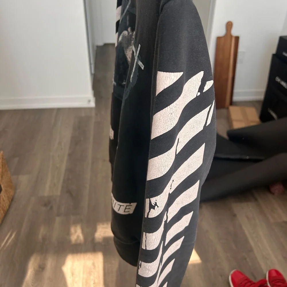 Off-White Brushed Sweatshirt - Picture 3 of 7